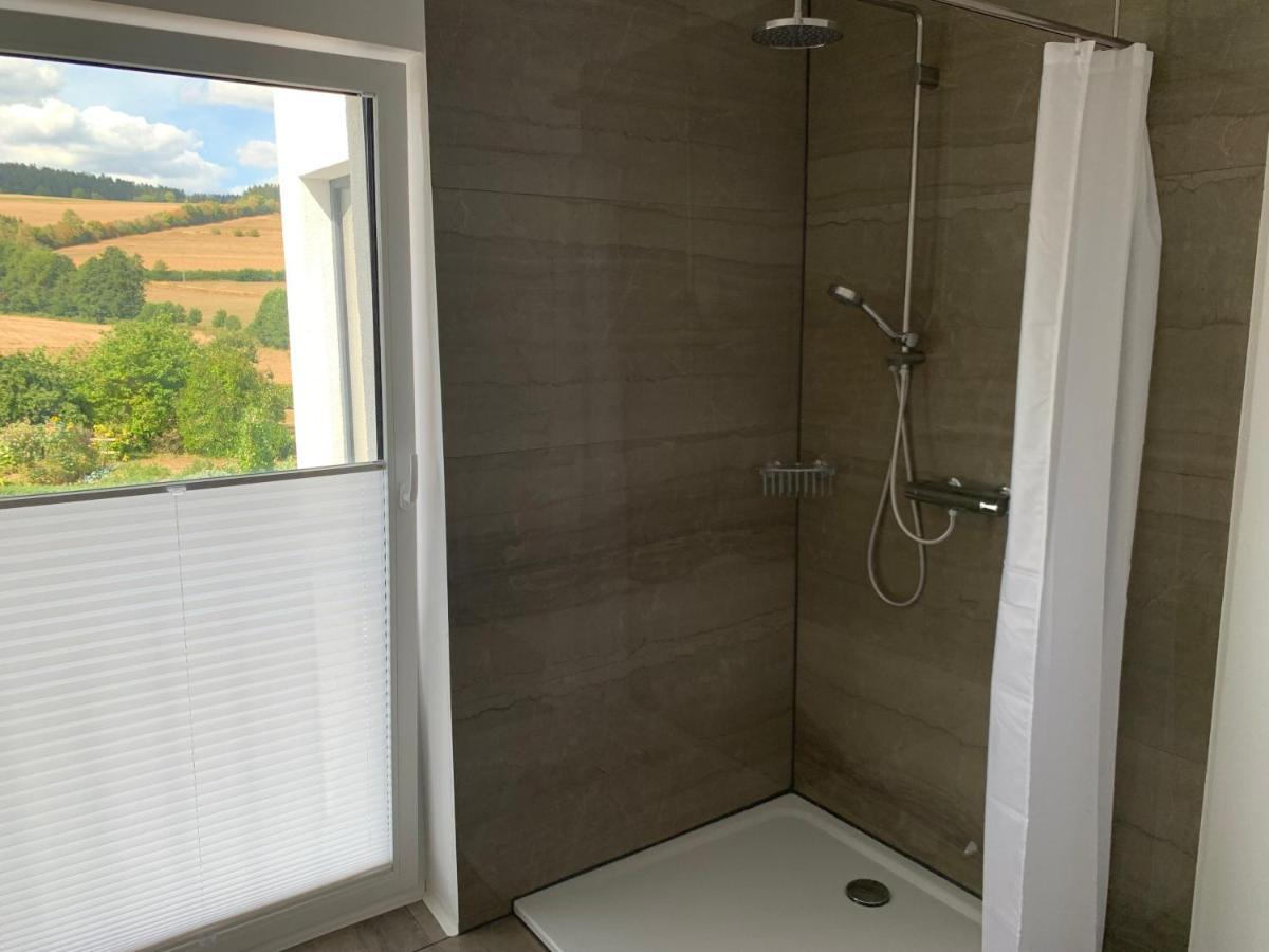 Eifel24, Neues Und Barrierefreies Appartement Mit Terrasse Schwirzheim Εξωτερικό φωτογραφία